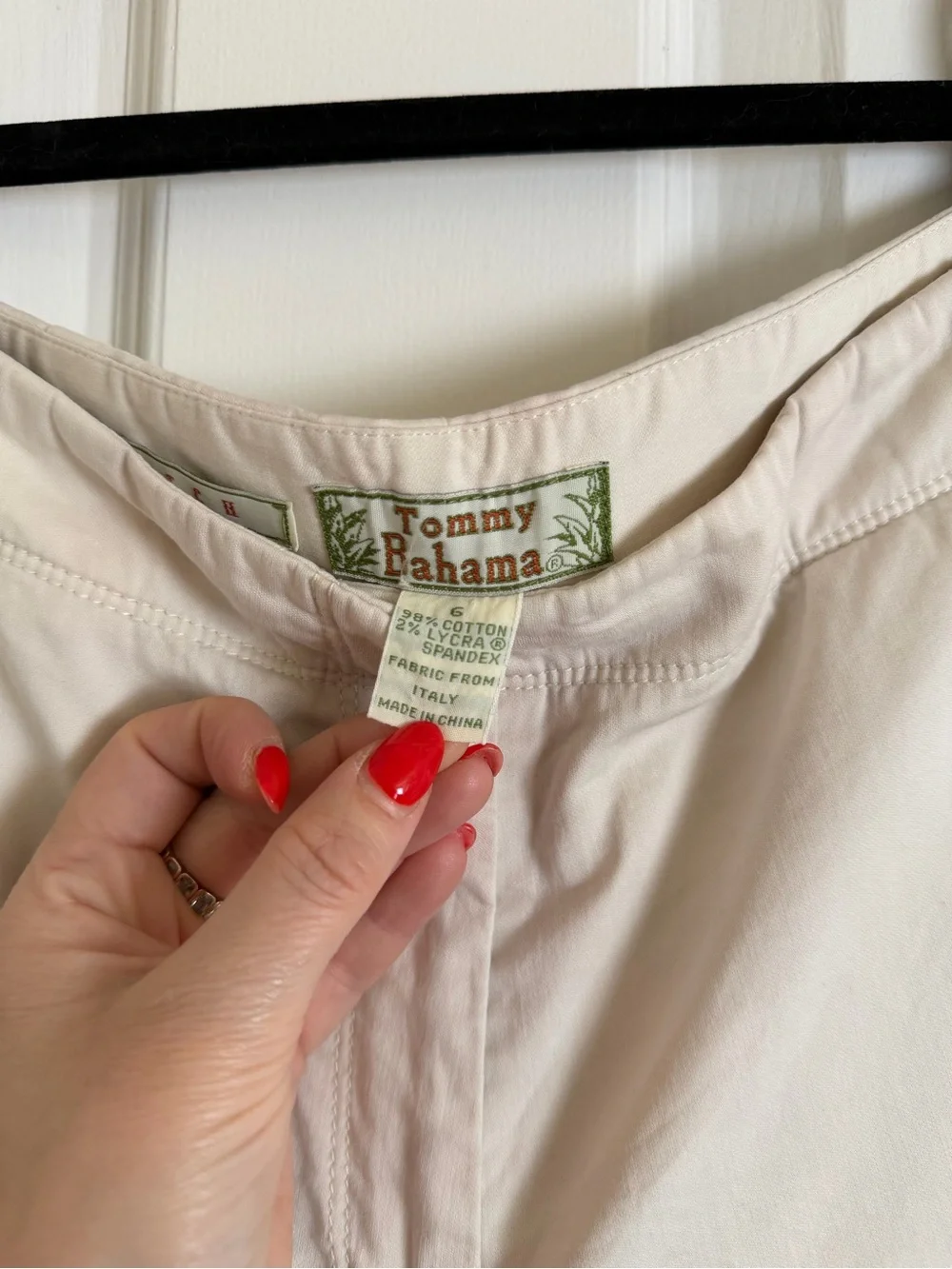Tommy Bahama Stretch Ivory Cotton Chino Shorts Size 6
